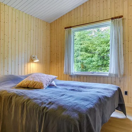 Ilari - 280m From The Sea By Interhome 펜션 Bøtø By